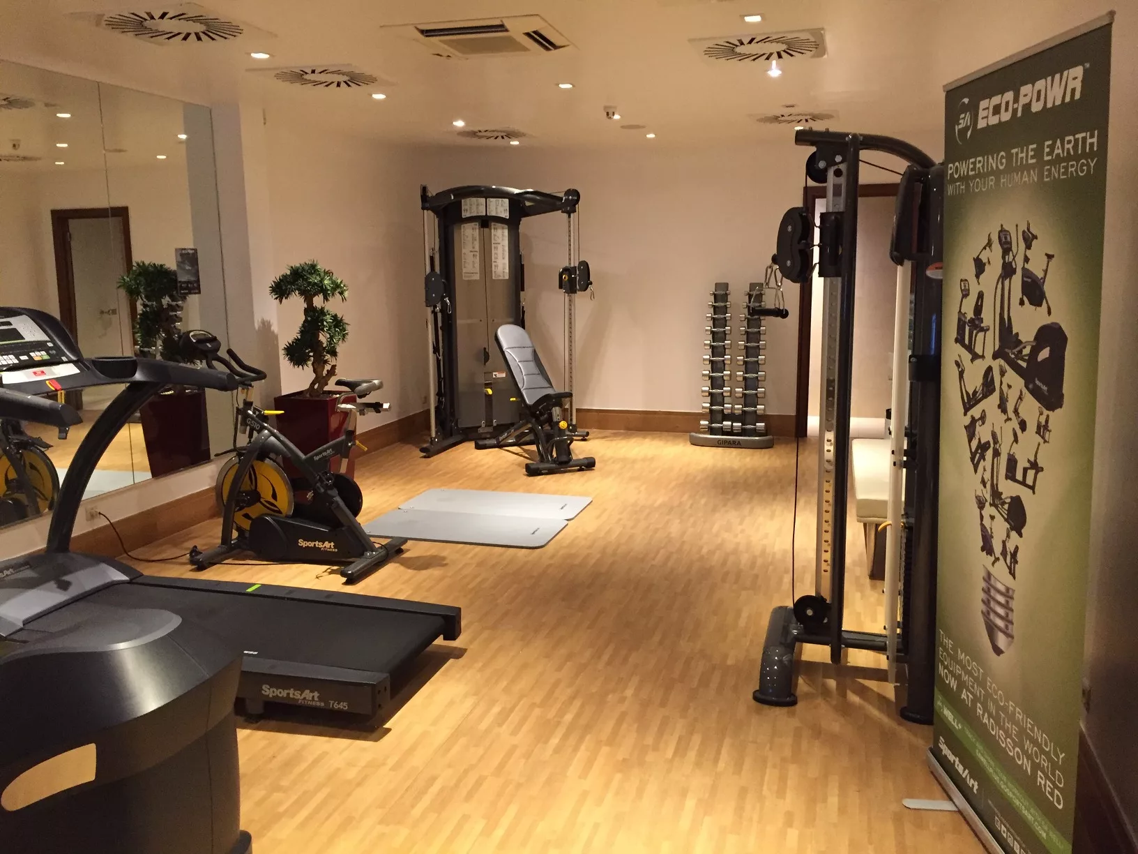 SportsArt wyposaża Radisson Red w Brukseli